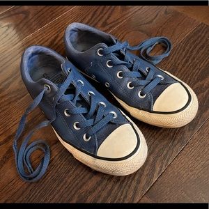 🌸Converse blue leather canvas sneakers